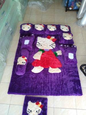 Karpet rasfur karakter Hello kitty ungu 02
